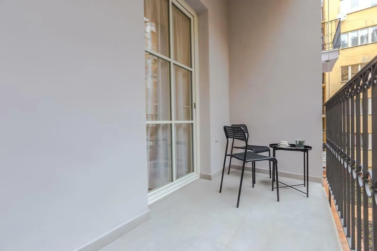 Chateau Savoy, Serikova 8 Apartment Prague Czech Republic