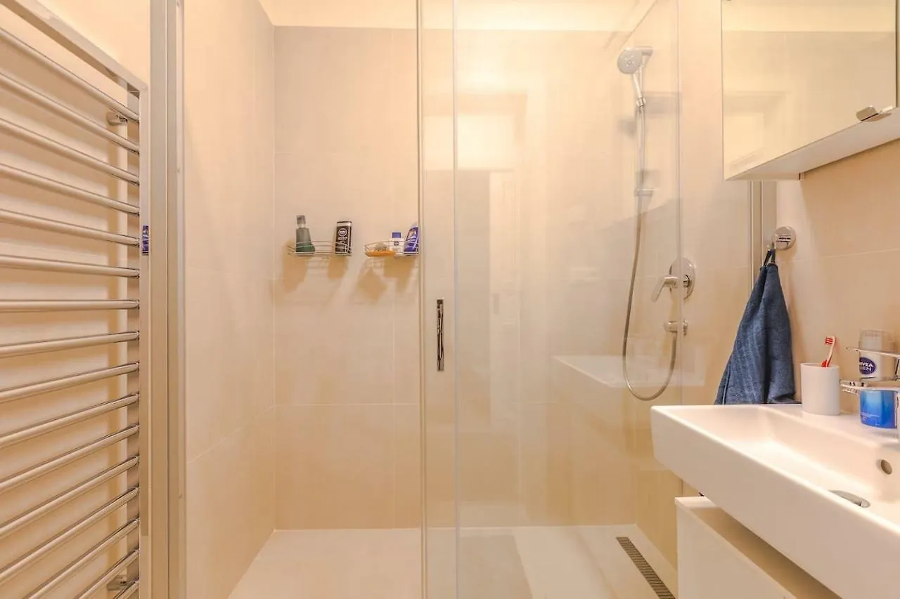 Apartmán Chateau Savoy, Serikova 8 Praha