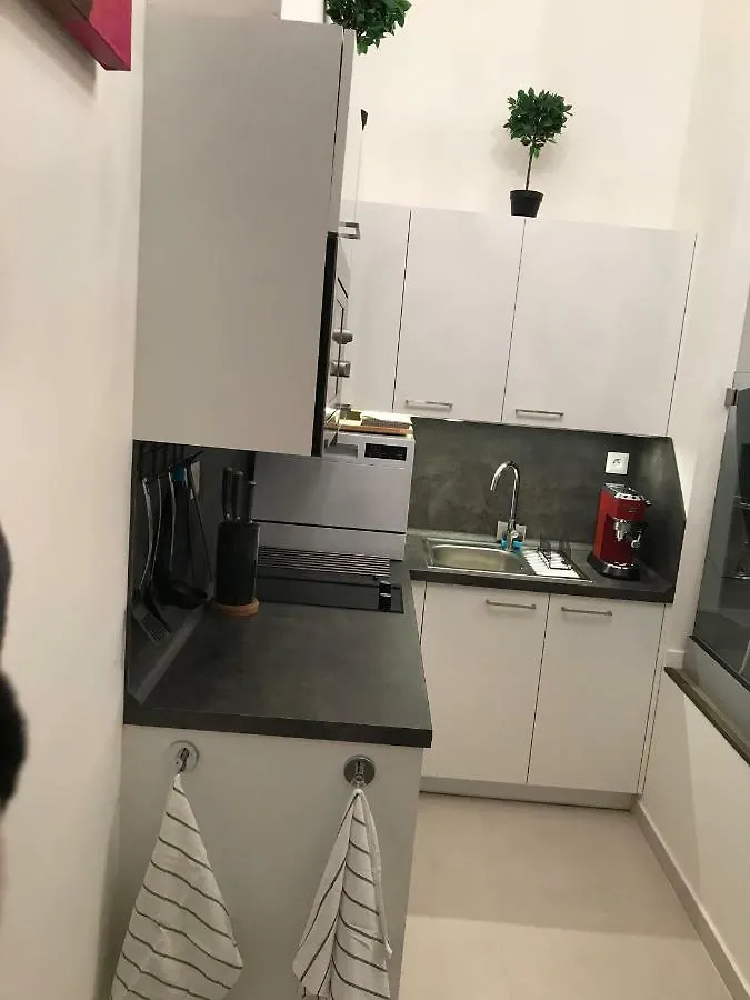 Apartmán Chateau Savoy, Serikova 8 Praha 0*,  Česká republika